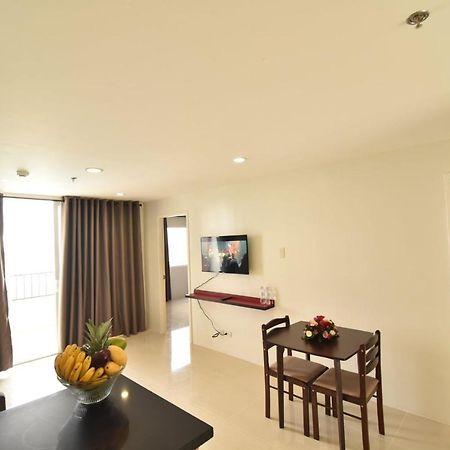 Holiday Oceanview Residences And Resort Samal Ngoại thất bức ảnh