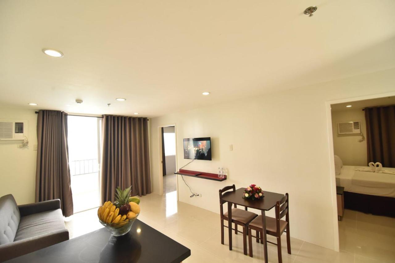 Holiday Oceanview Residences And Resort Samal Ngoại thất bức ảnh