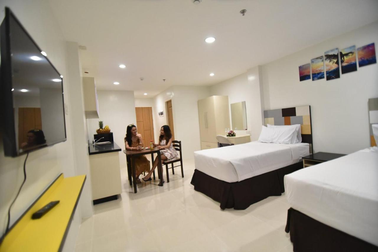 Holiday Oceanview Residences And Resort Samal Ngoại thất bức ảnh