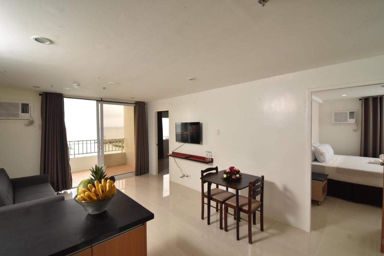 Holiday Oceanview Residences And Resort Samal Ngoại thất bức ảnh